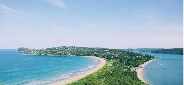 海滩度假胜地逃脱